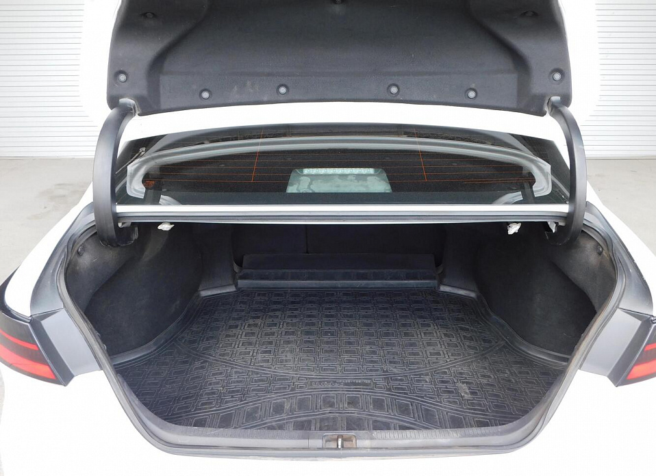 Toyota Camry, VIII (XV70) 2.5 AT (181 л.с.)