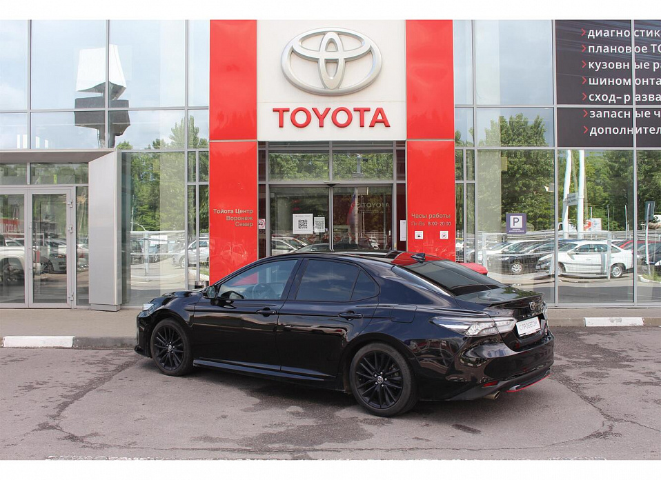 Toyota Camry, VIII (XV70) Рестайлинг 3.5 AT (249 л.с.)