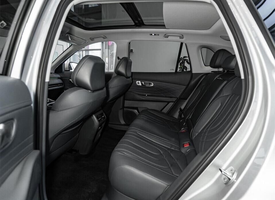 Geely EX5 EM-i 1.5hyb AT (167 л.с.)