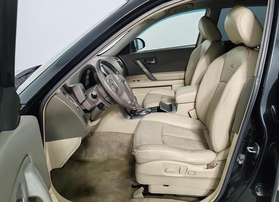 Infiniti FX FX45 4.5 AT (328 л.с.) 4WD
