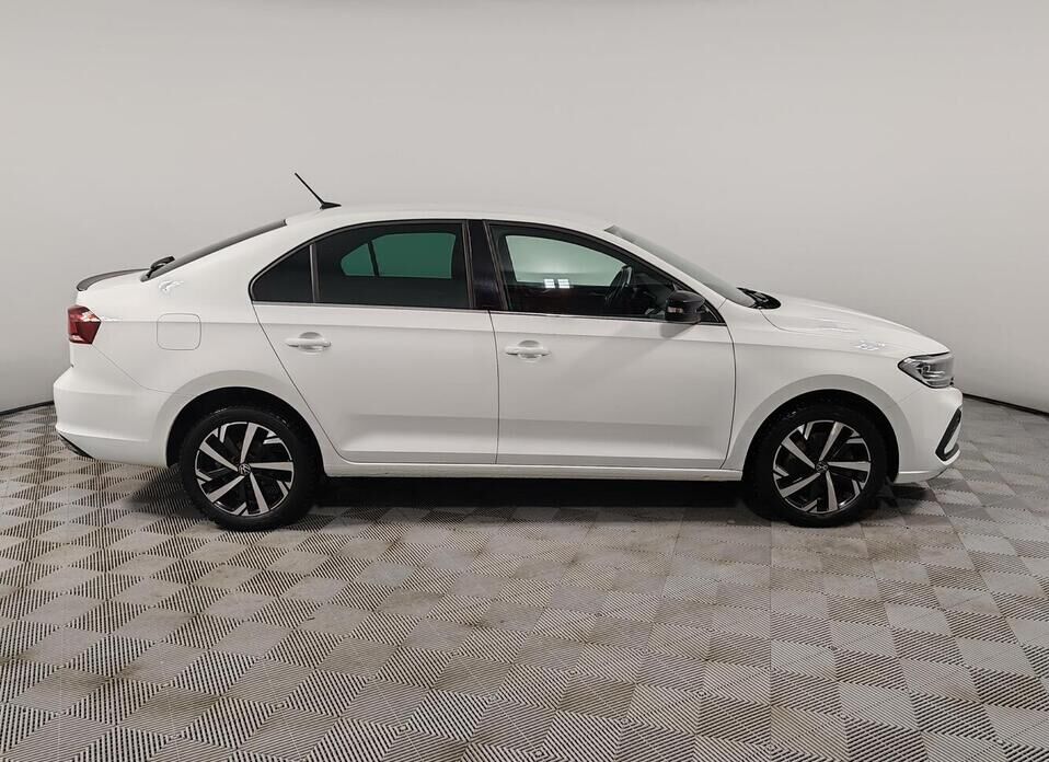 Volkswagen Polo, VI 1.4 AMT (125 л.с.)