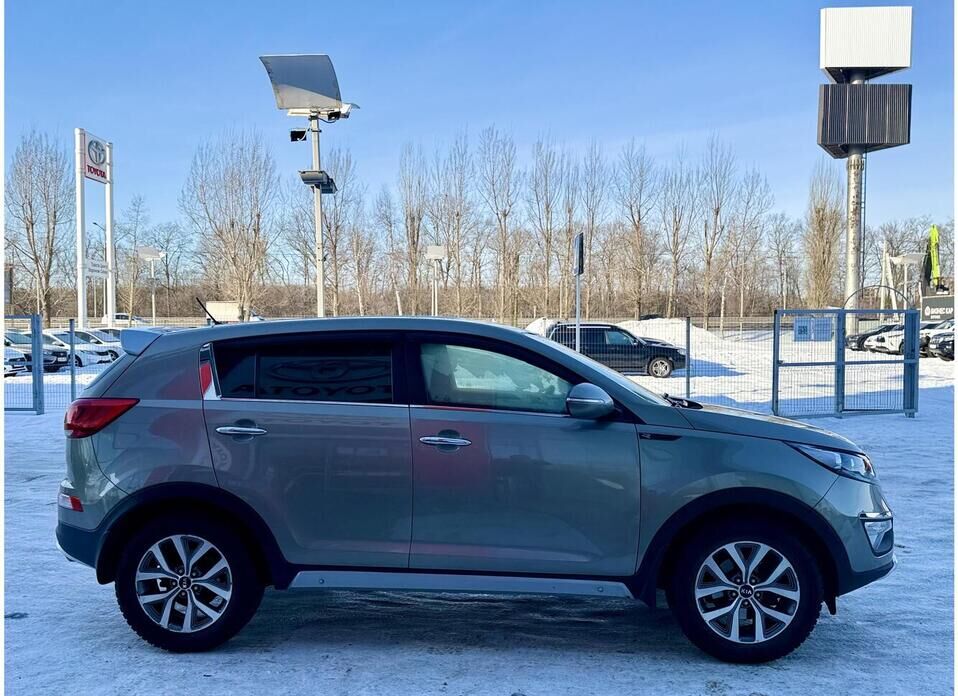Kia Sportage, III Рестайлинг 2.0 AT (150 л.с.) 4WD