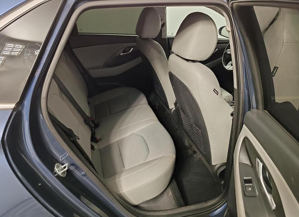 Hyundai i30, III 1.4 AMT (140 л.с.)