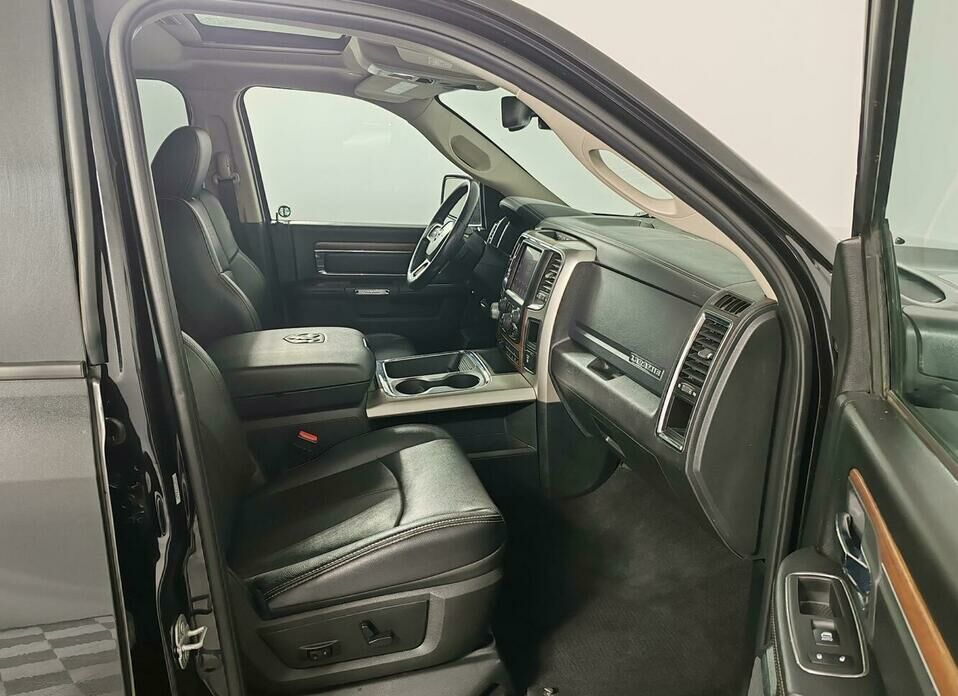 Dodge RAM 3.0d AT (240 л.с.) 4WD