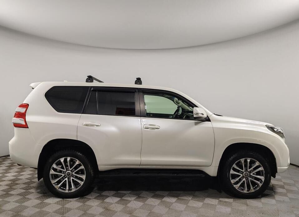 Toyota Land Cruiser Prado, 150 Series Рестайлинг 1 2.7 AT (163 л.с.) 4WD