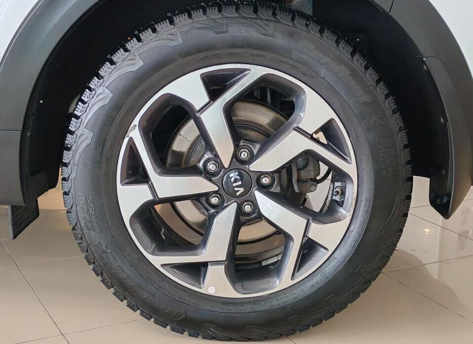 Kia Sportage, IV Рестайлинг 2.0 AT (150 л.с.)