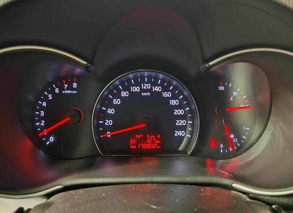Kia Sorento, II Рестайлинг 2.4 AT (175 л.с.) 4WD