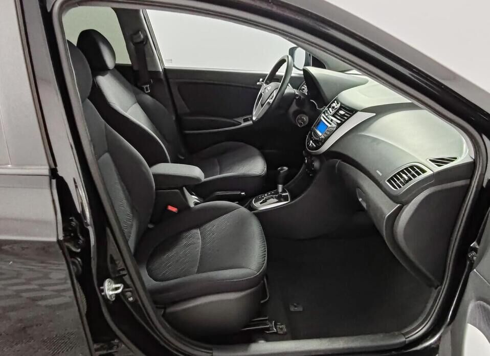 Hyundai Solaris 1.6 AT (123 л.с.)