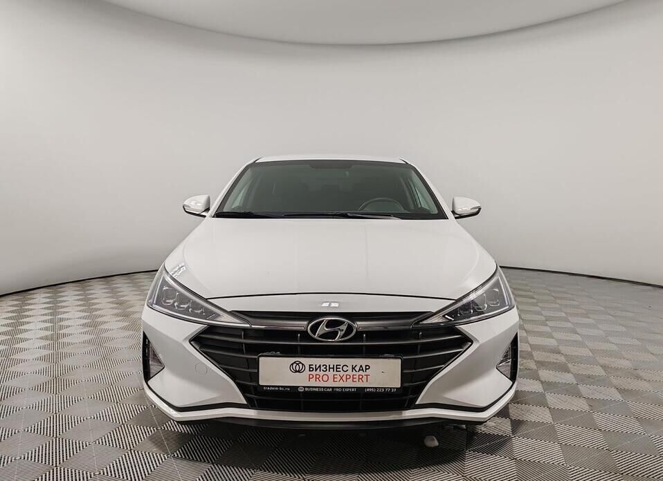 Hyundai Elantra, VI (AD) Рестайлинг 2.0 AT (150 л.с.)