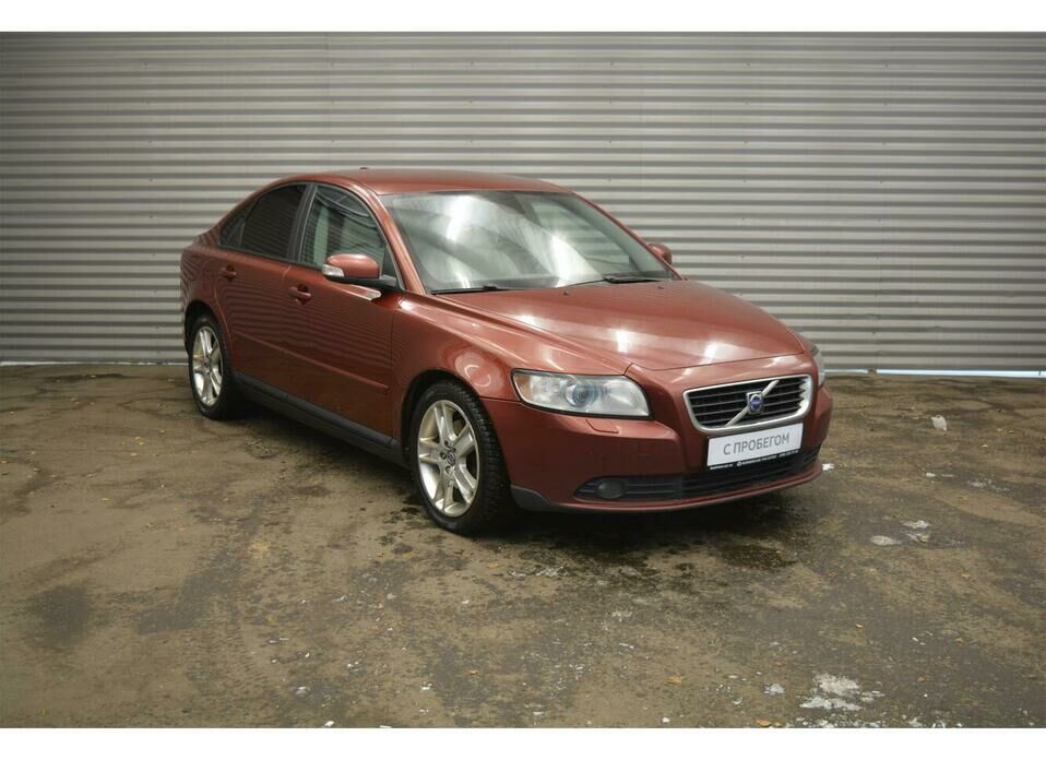 Volvo S40 2.4 AT (140 л.с.)