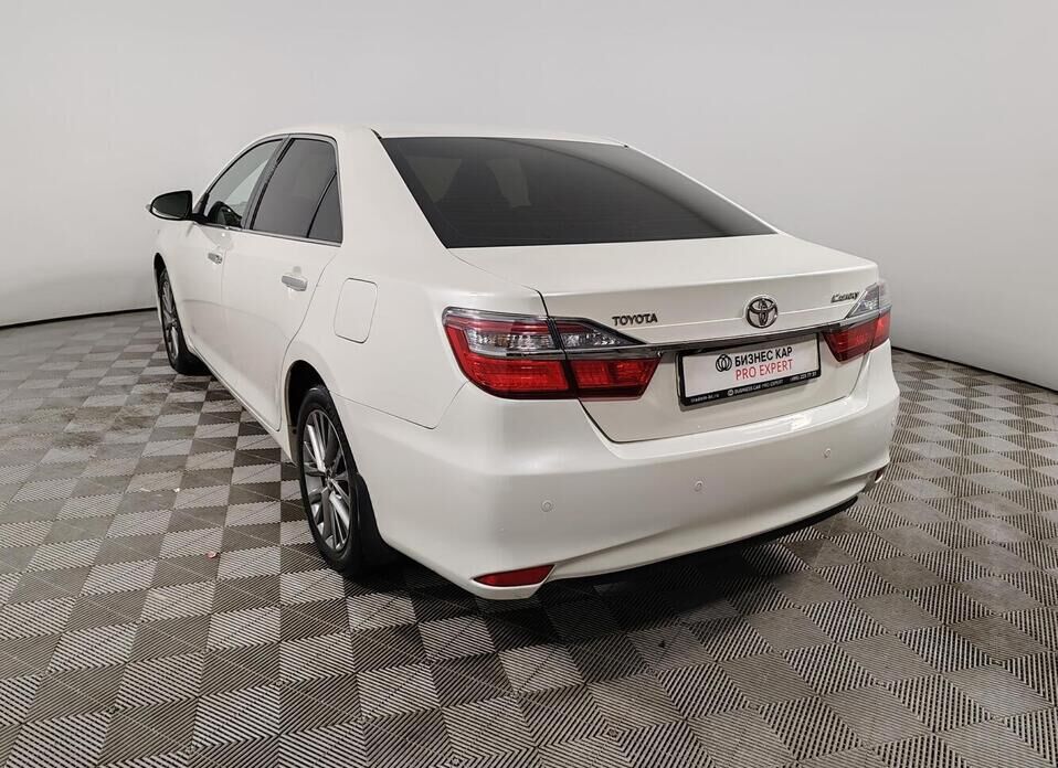 Toyota Camry, VII (XV50) Рестайлинг 2.5 AT (181 л.с.)