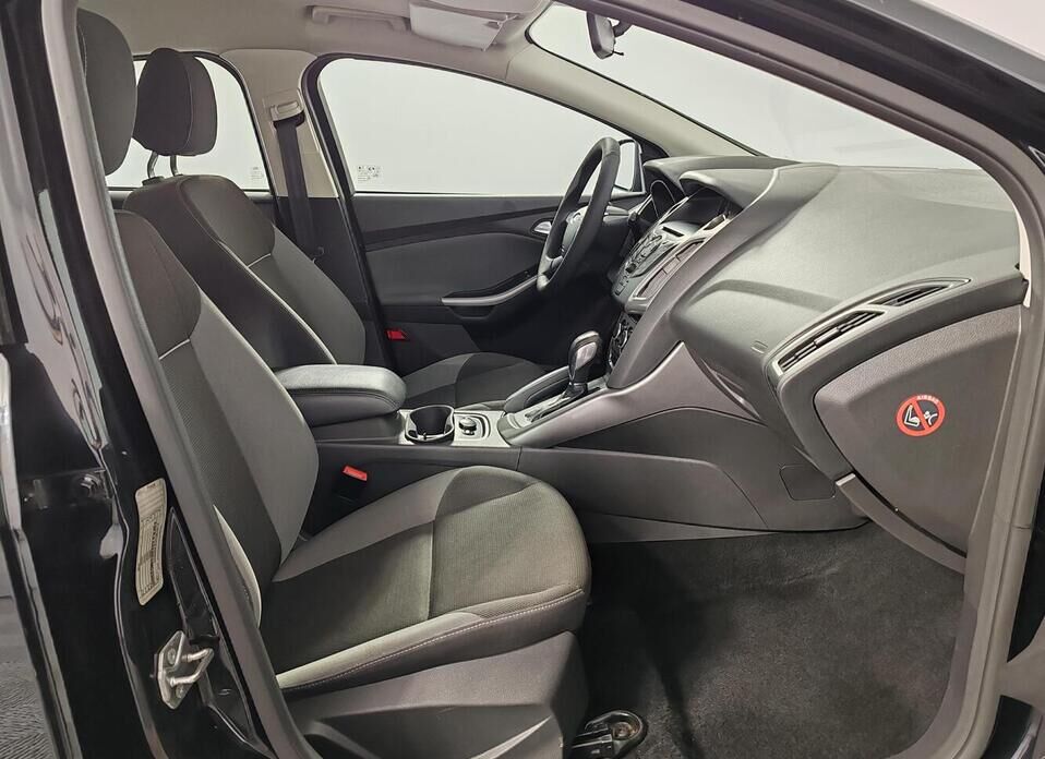 Ford Focus 1.6 AMT (125 л.с.)