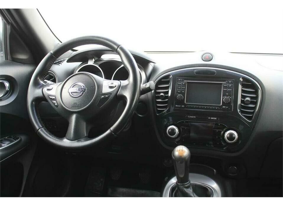 Nissan Juke 1.6 MT (117 л.с.)