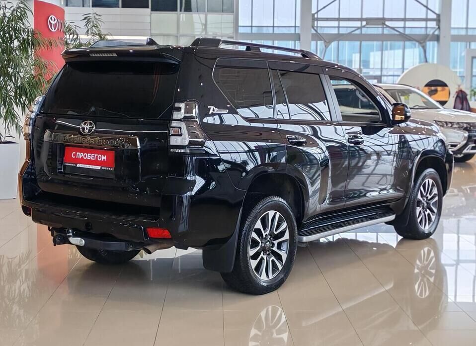 Toyota Land Cruiser Prado, 150 Series Рестайлинг 3 2.8d AT (200 л.с.) 4WD