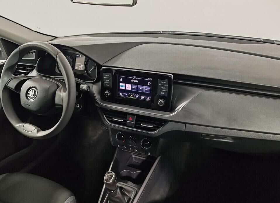 Skoda Rapid 1.6 MT (90 л.с.)