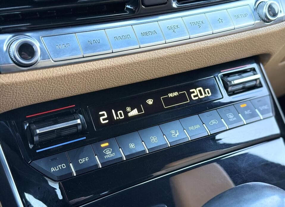 Kia Mohave, I Рестайлинг 2 3.0d AT (249 л.с.) 4WD