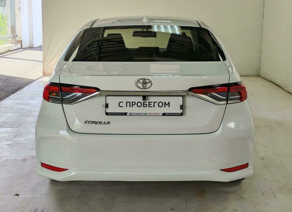 Toyota Corolla 1.6 CVT (122 л.с.)