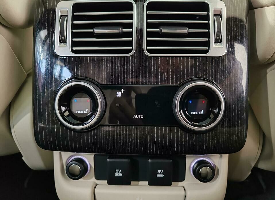 Land Rover Range Rover Long 4.4d AT (339 л.с.) 4WD