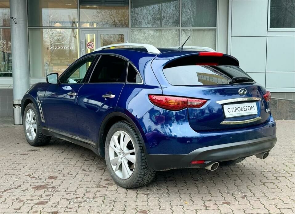 Infiniti QX70 3.7 AT (333 л.с.) 4WD