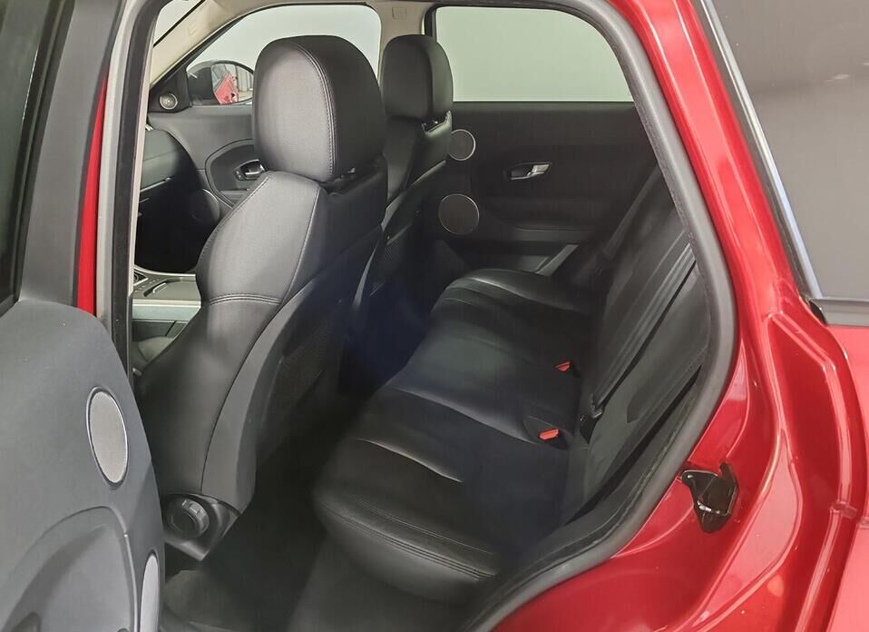 Land Rover Range Rover Evoque 9-speed 2.2d AT (150 л.с.) 4WD