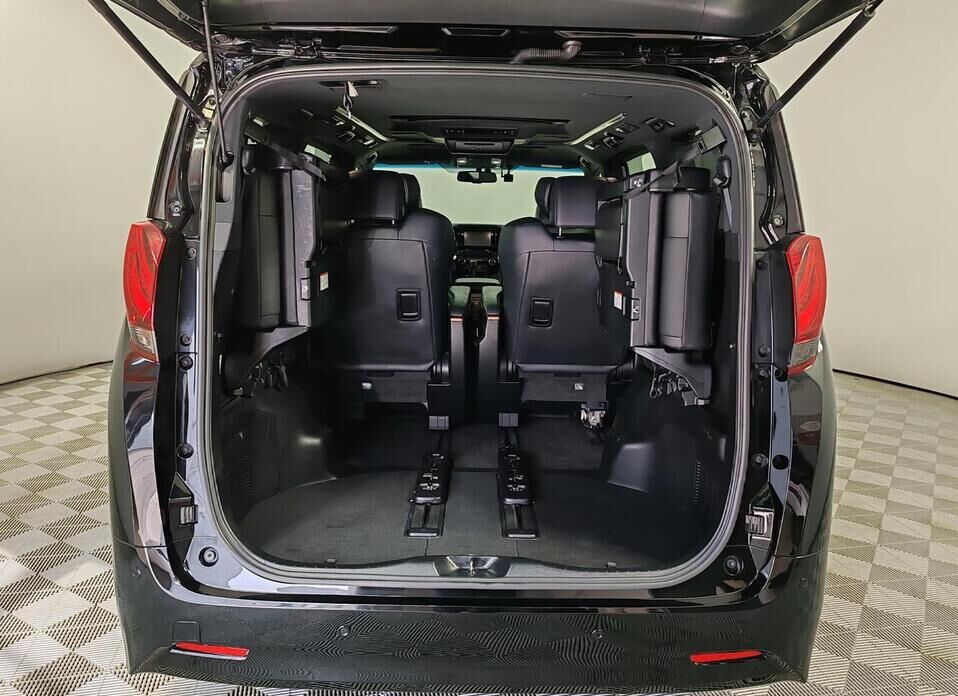 Toyota Alphard 3.5 AT (275 л.с.)