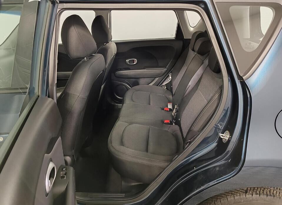 Kia Soul 1.6 AT (124 л.с.)