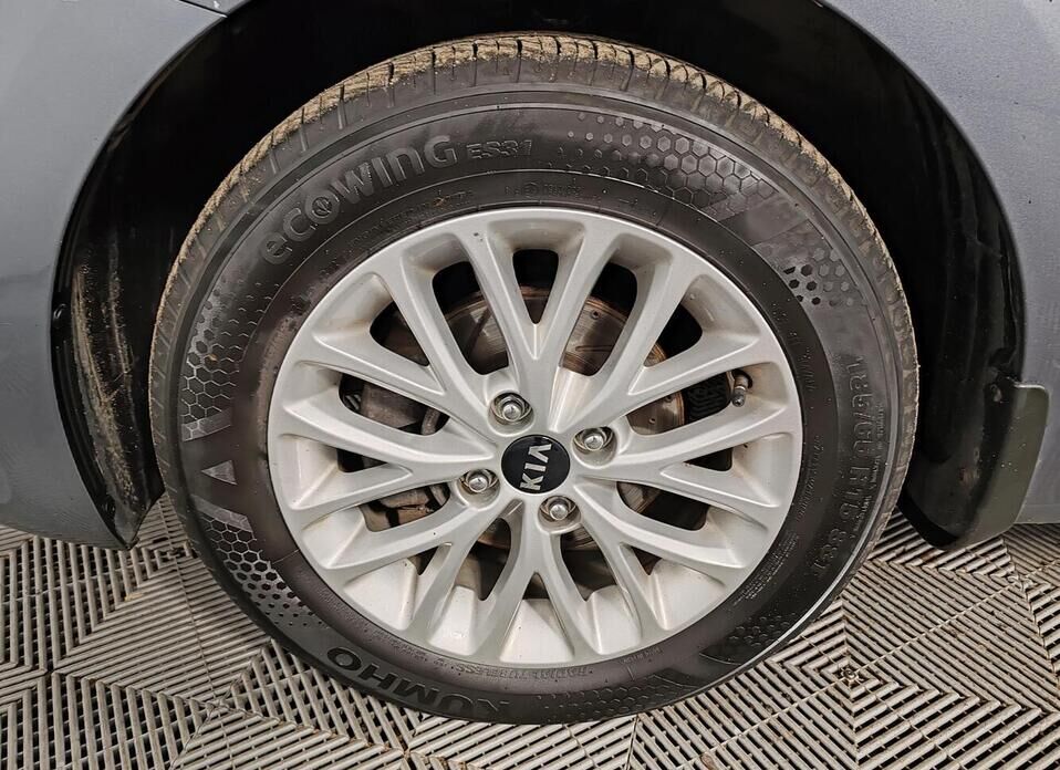 Kia Rio, IV 1.6 AT (123 л.с.)