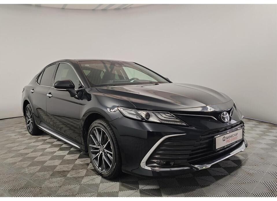 Toyota Camry, VIII (XV70) Рестайлинг 2.5 AT (206 л.с.)
