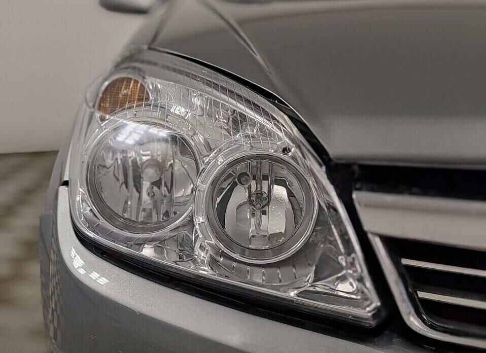 Opel Astra, H Рестайлинг 1.6 MT (115 л.с.)