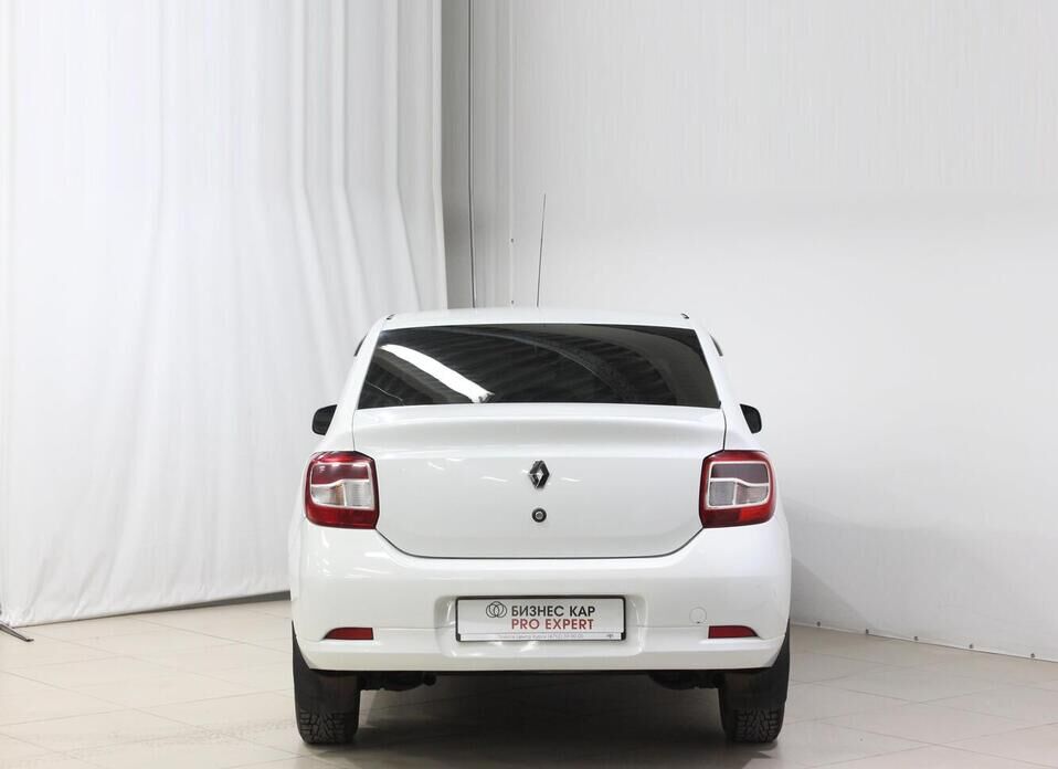 Renault Logan, II 1.6 MT (82 л.с.)