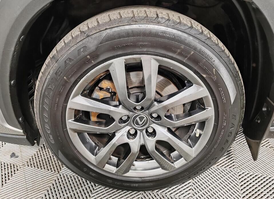 Lexus NX 200 2.0 CVT (150 л.с.) 4WD
