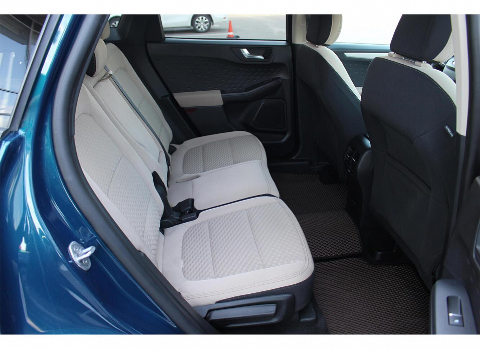 Ford Escape, III Рестайлинг 1.5 AT (182 л.с.)