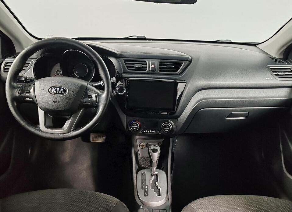 Kia Rio, III 4-speed 1.6 AT (123 л.с.)