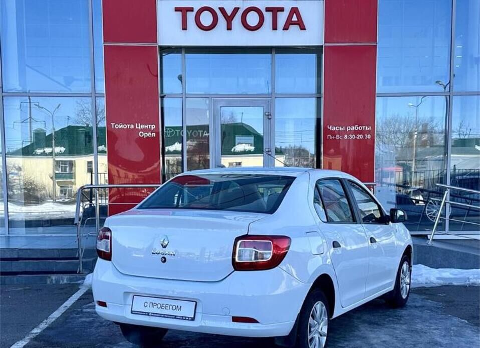 Renault Logan, II Рестайлинг 1.6 MT (82 л.с.)