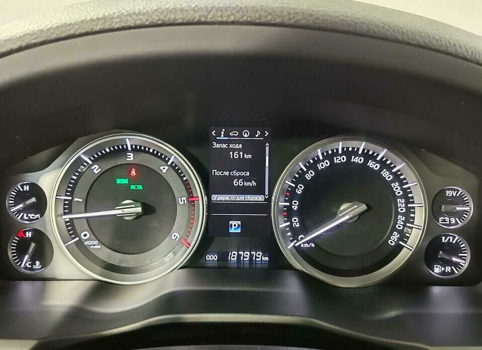 Toyota Land Cruiser 4.5d AT (249 л.с.) 4WD