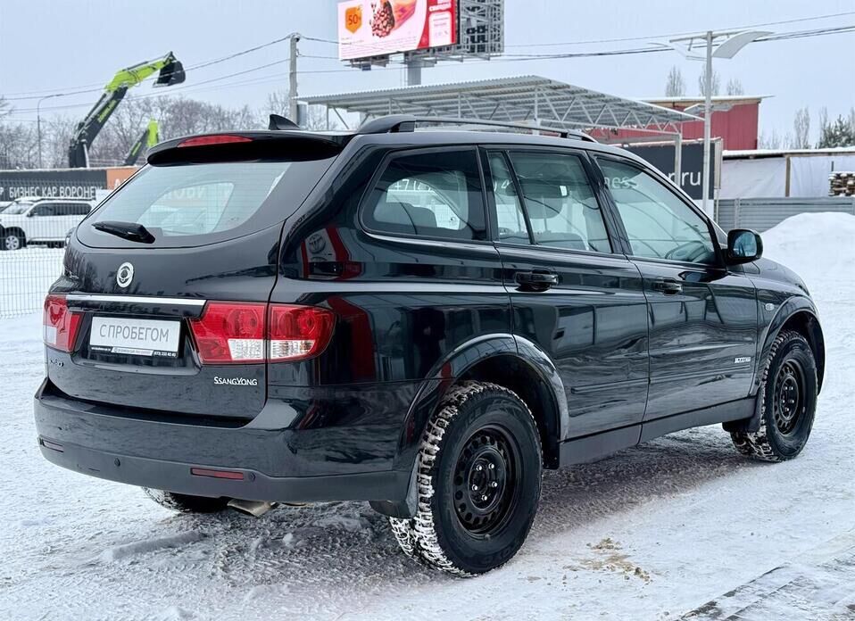 SsangYong Kyron, I Рестайлинг 2.0d MT (141 л.с.) 4WD