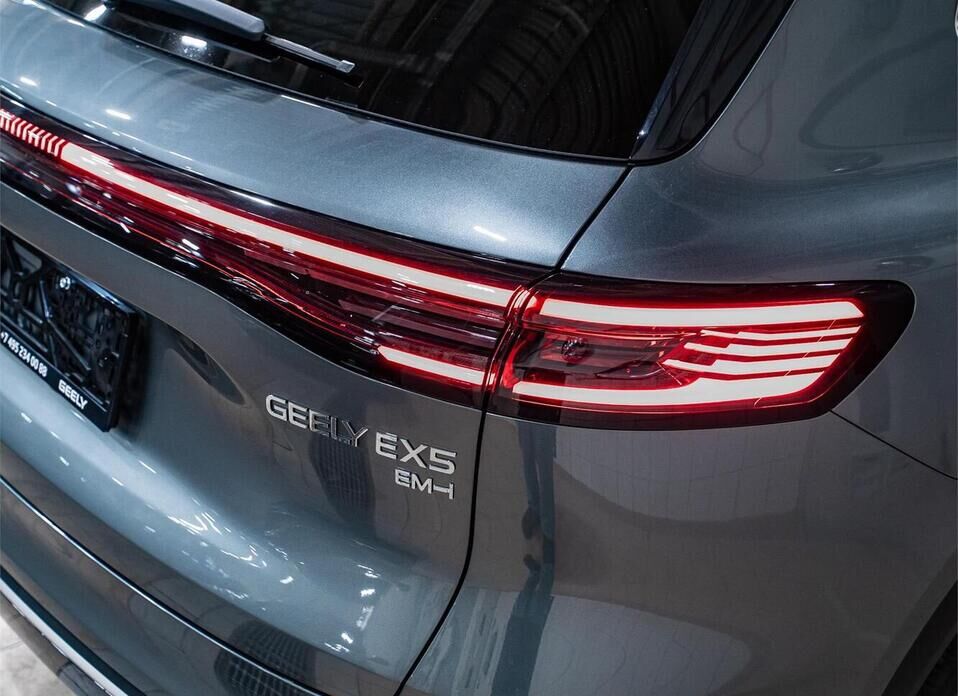 Geely EX5 EM-i 1.5hyb AT (167 л.с.)