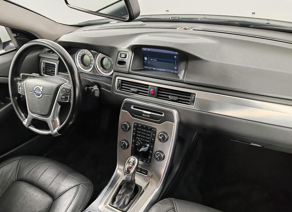 Volvo XC70 2.4d AT (215 л.с.) 4WD