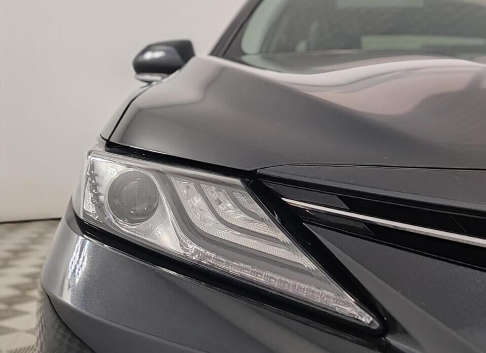 Toyota Camry, VIII (XV70) Рестайлинг 2.5 AT (206 л.с.)