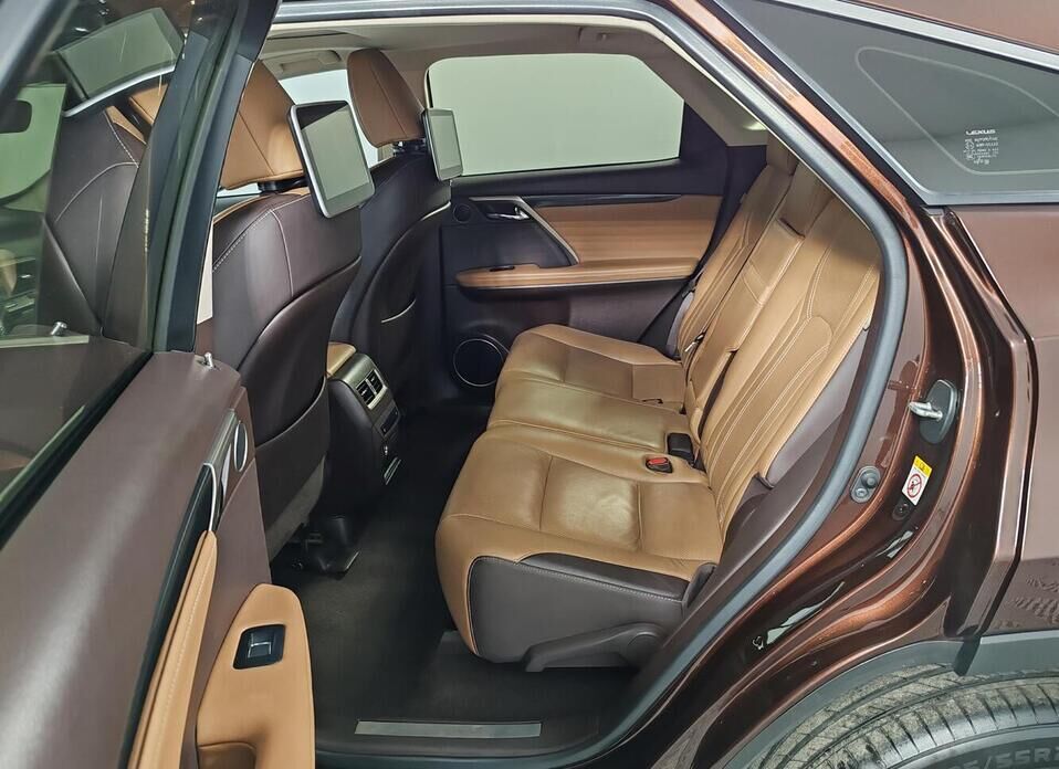 Lexus RX 200t 2.0 AT (238 л.с.) 4WD
