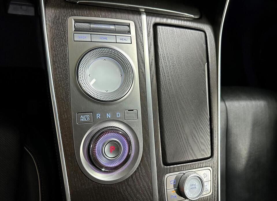 Genesis GV80, I 2.5 AT (304 л.с.) 4WD