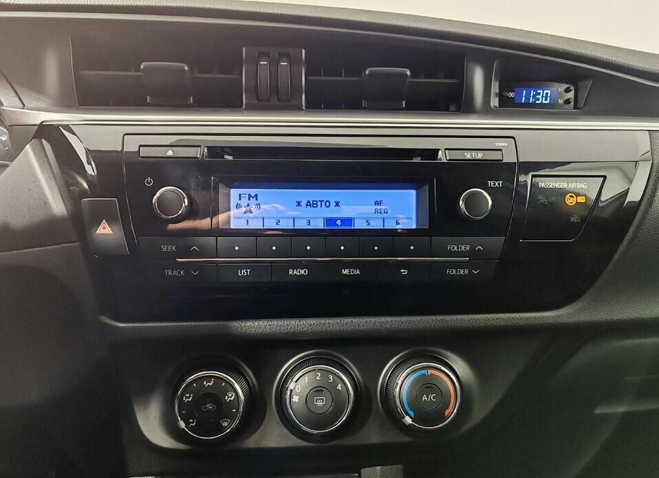 Toyota Corolla, XI (E160, E170) 1.6 CVT (122 л.с.)