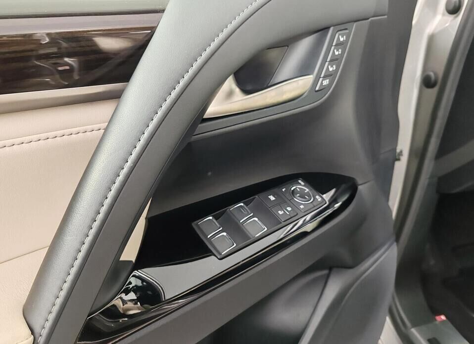 Lexus LX, III Рестайлинг 2 570 5.7 AT (367 л.с.) 4WD