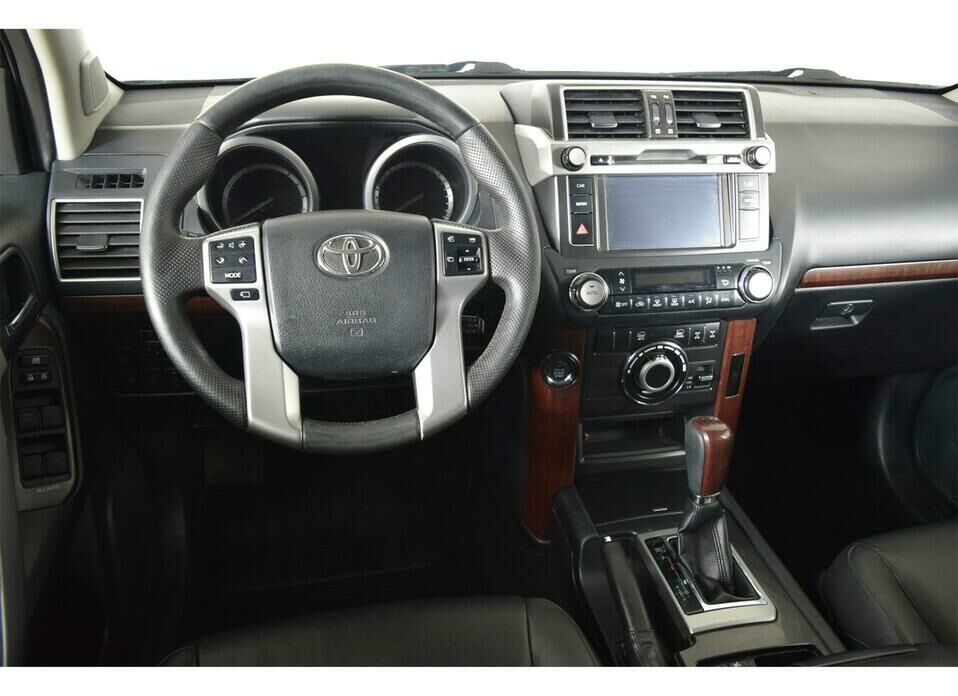 Toyota Land Cruiser Prado 2.8d AT (177 л.с.) 4WD