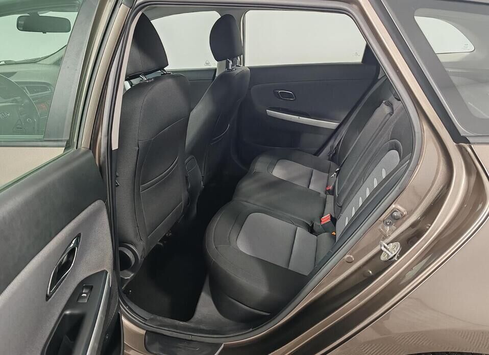 Kia Ceed, II 1.6 AT (129 л.с.)