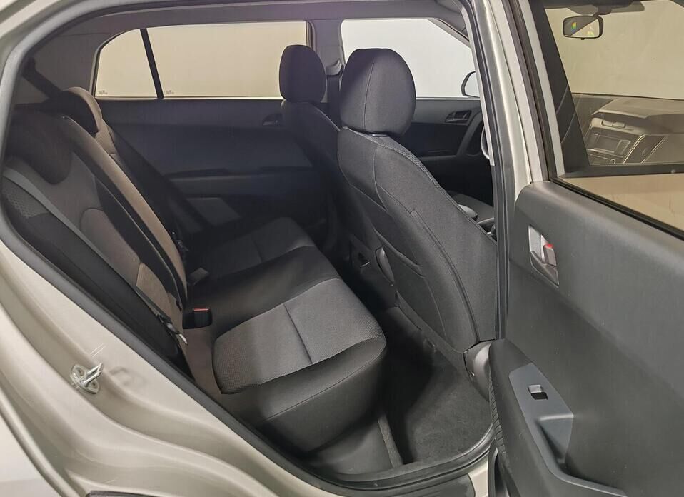 Hyundai Creta, I Рестайлинг 1.6 AT (123 л.с.)