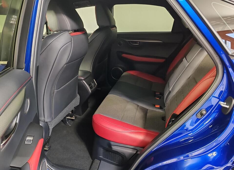 Lexus NX, I Рестайлинг 300 2.0 AT (238 л.с.) 4WD