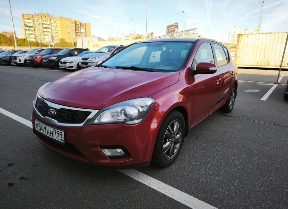 Kia Ceed, I Рестайлинг 1.6 AT (125 л.с.)
