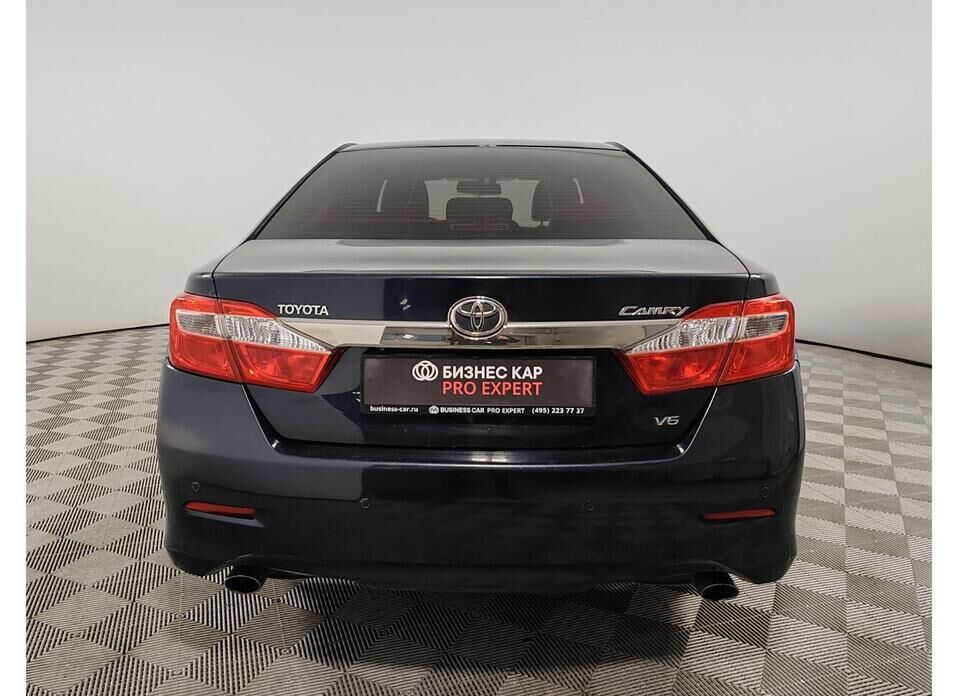 Toyota Camry, VII (XV50) 3.5 AT (277 л.с.)