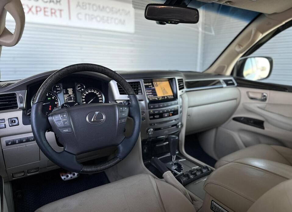 Lexus LX, III Рестайлинг 570 5.7 AT (367 л.с.) 4WD